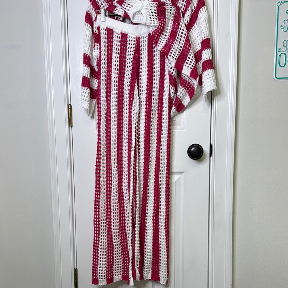 Pink and White Top andWide Leg Pants Crochet Set Tailored - Picture 6 of 7